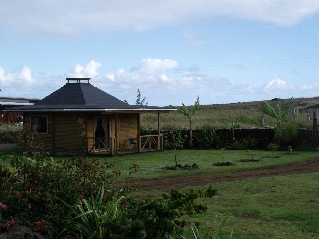 Cabanas Tokerau Hanga Roa Exterior photo