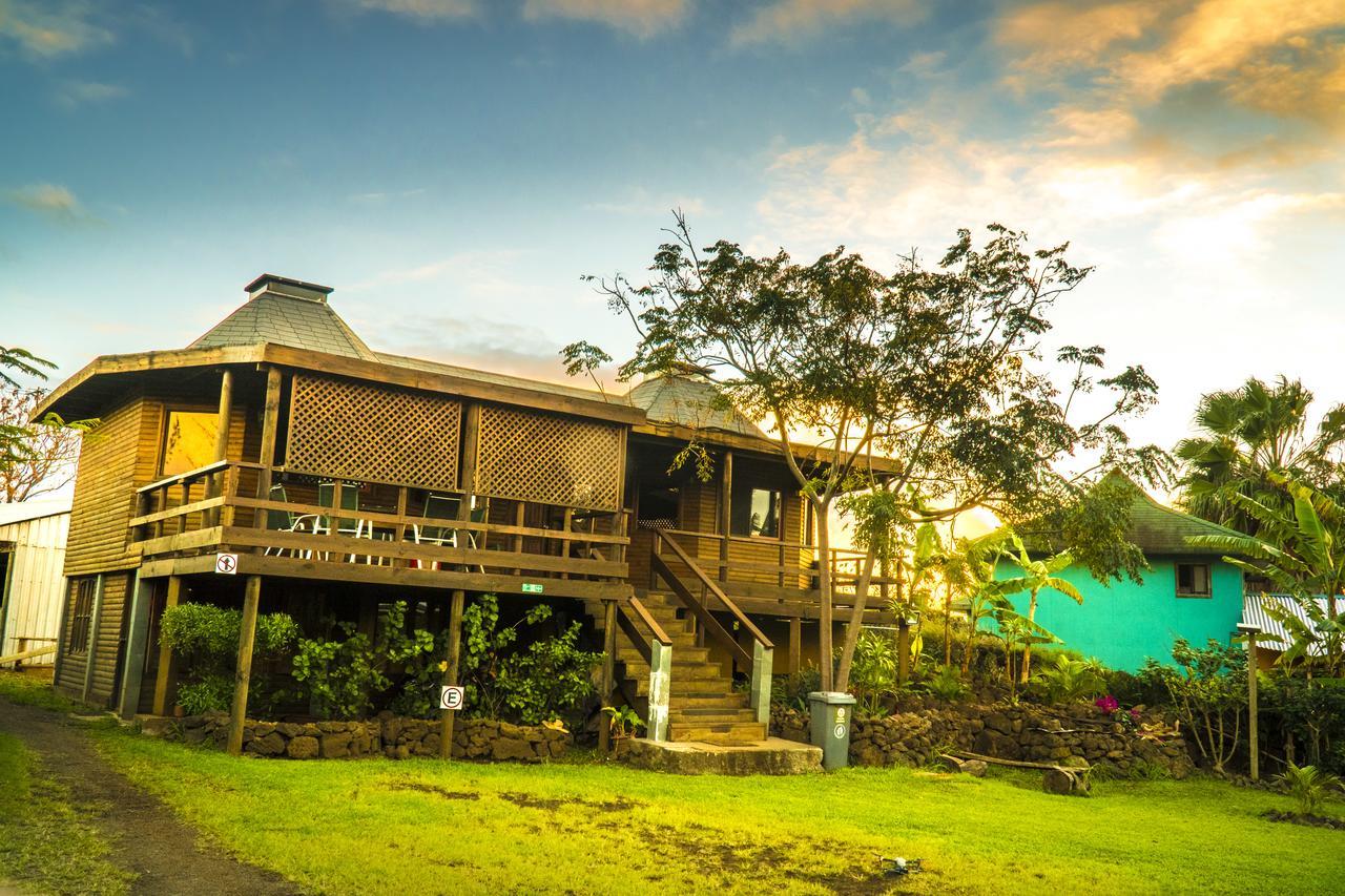 Cabanas Tokerau Hanga Roa Exterior photo